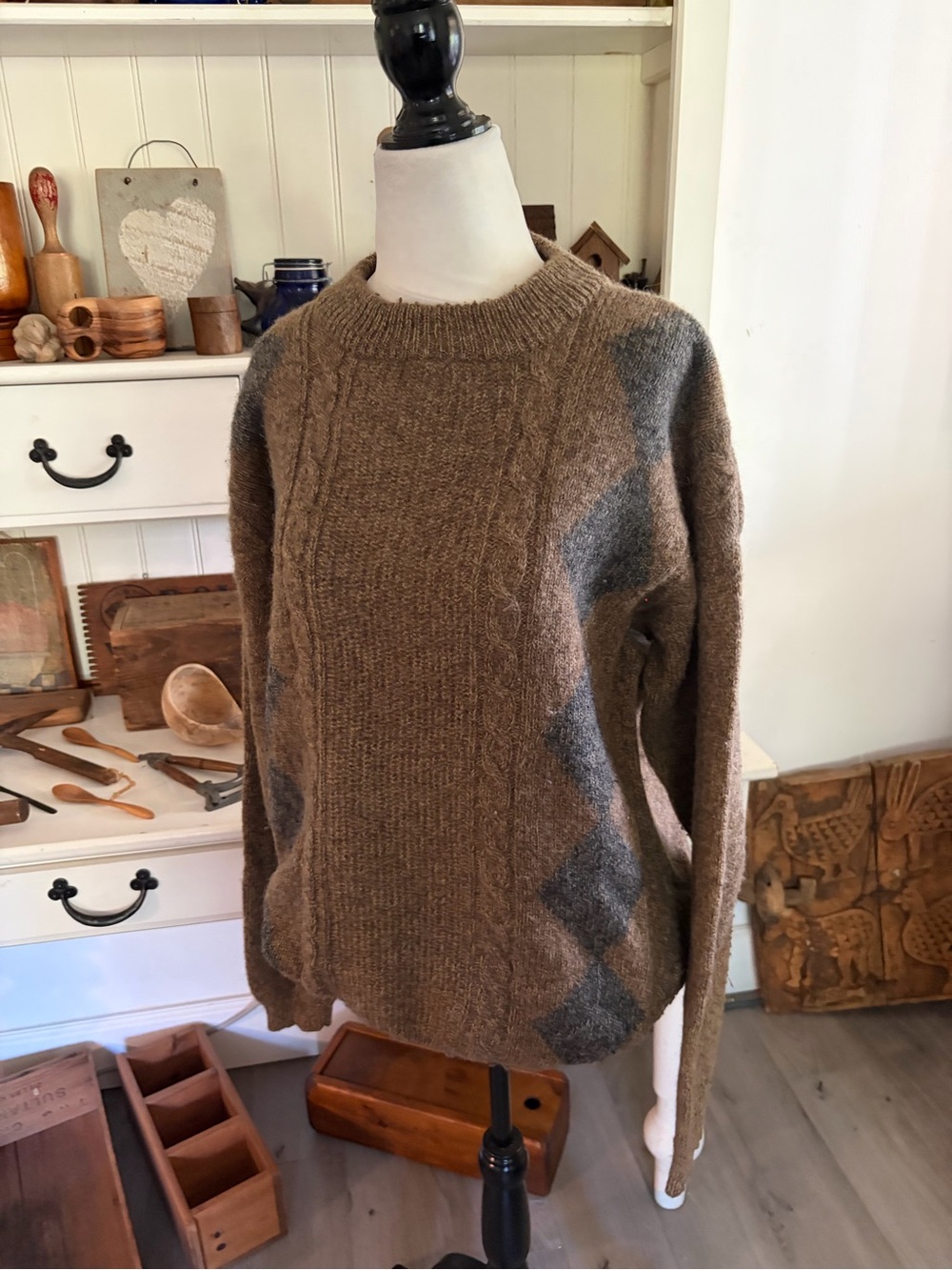 Vintage Woolrich Men’s Cozy Brown Wool-Blend Cable Crewneck Sweater